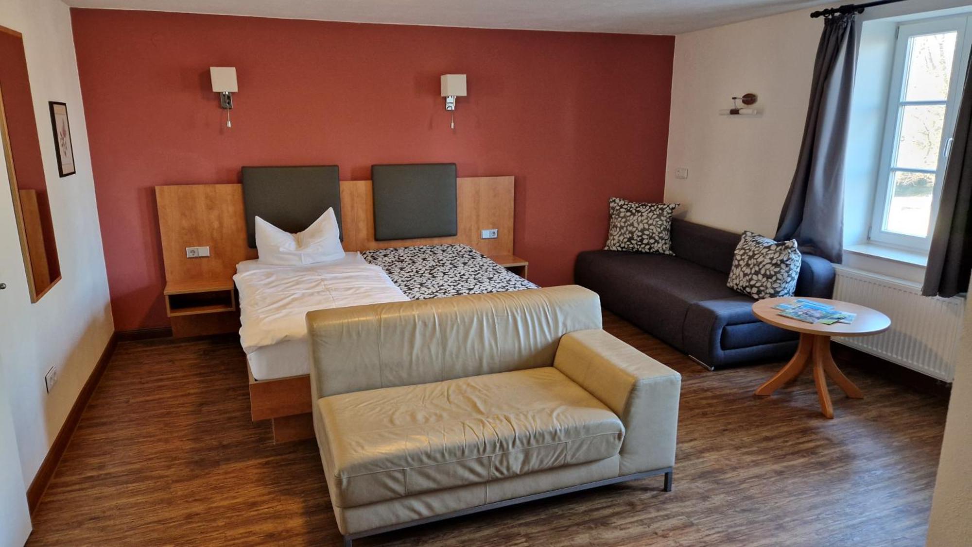 Hotel Garni Demmel & Cie Rohrsheim Экстерьер фото