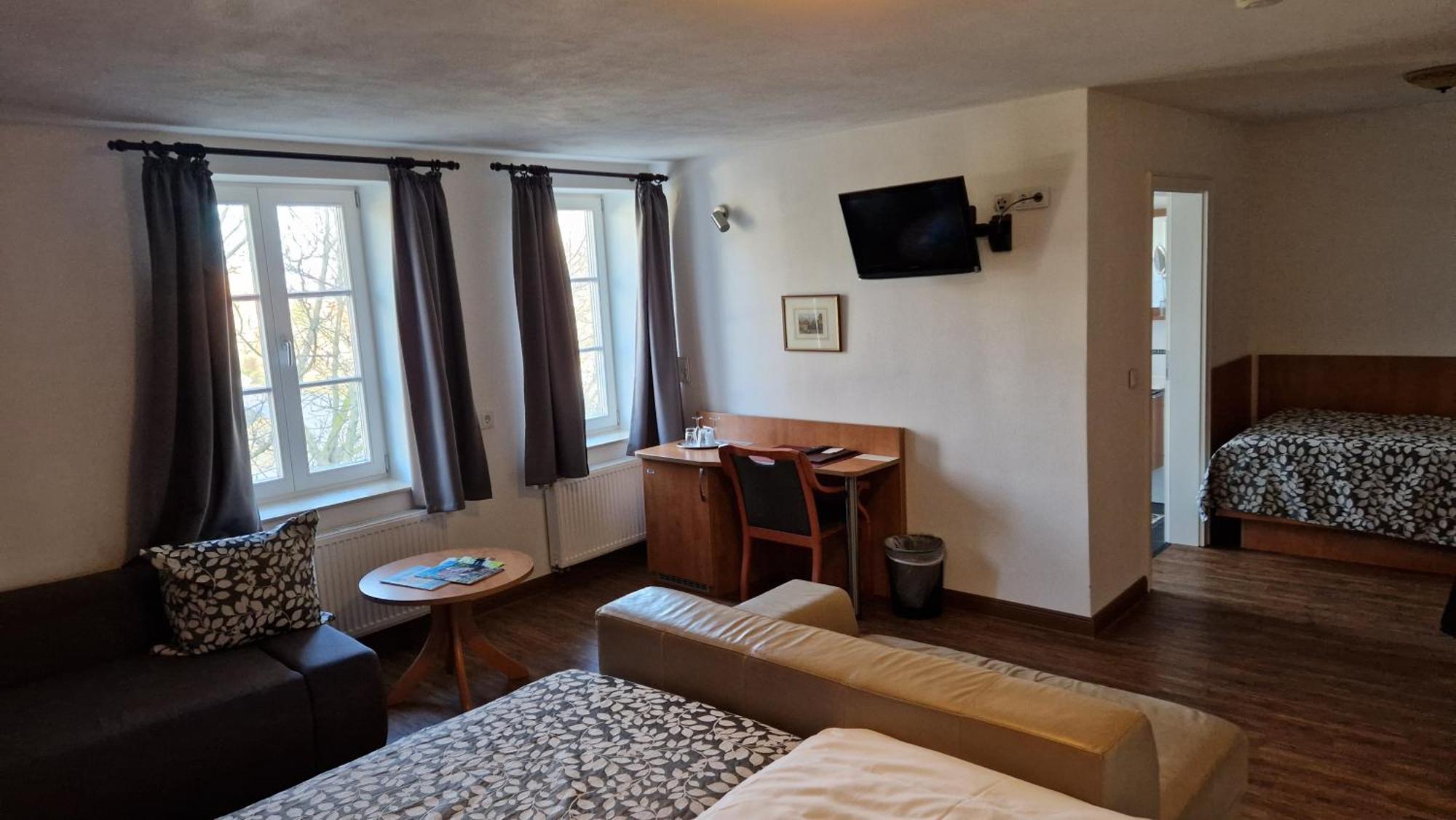 Hotel Garni Demmel & Cie Rohrsheim Экстерьер фото