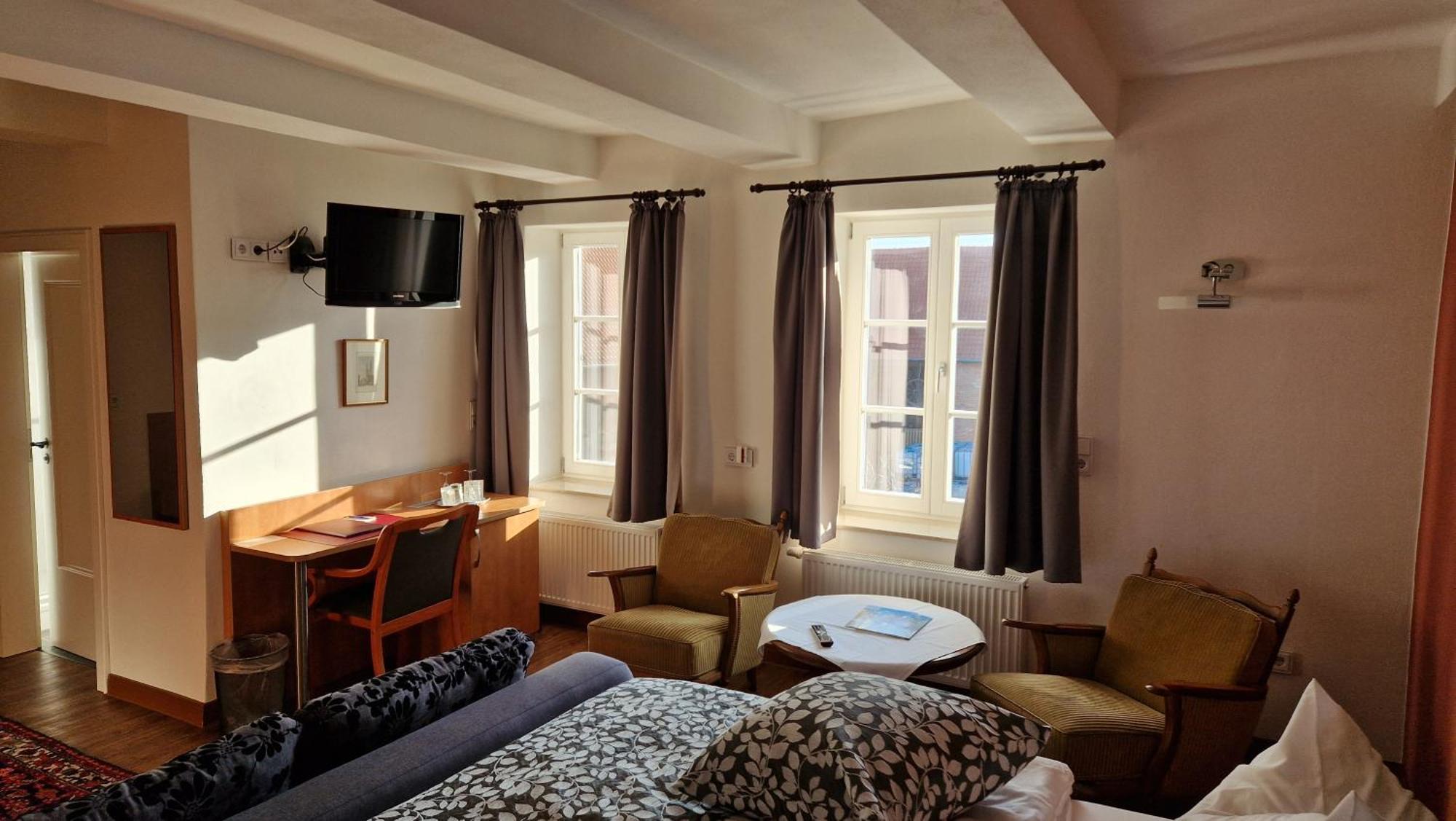 Hotel Garni Demmel & Cie Rohrsheim Экстерьер фото